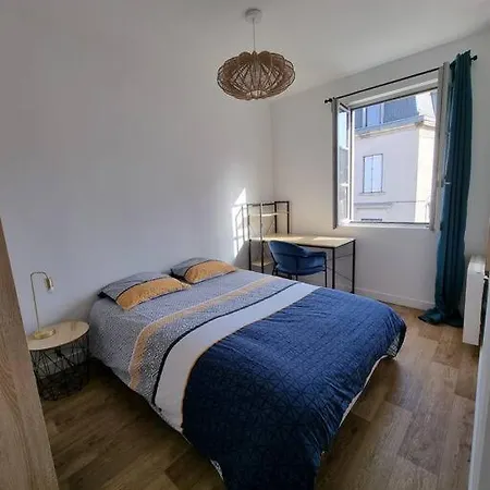 Le Cour-couronne, Cosy Et Central, Avec Local A Velos Апартаменты Сомюр